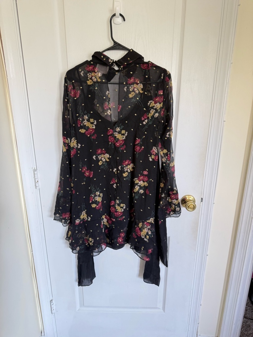 Cinq a Sept Stevie Gilded Daisy Sheer Mini Dress - Picture 4 of 8